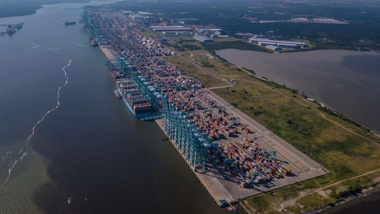 51f13a50a51a6ea2c63916e6b5a20e3e 51f13a50a51a6ea2c63916e6b5a20e3e